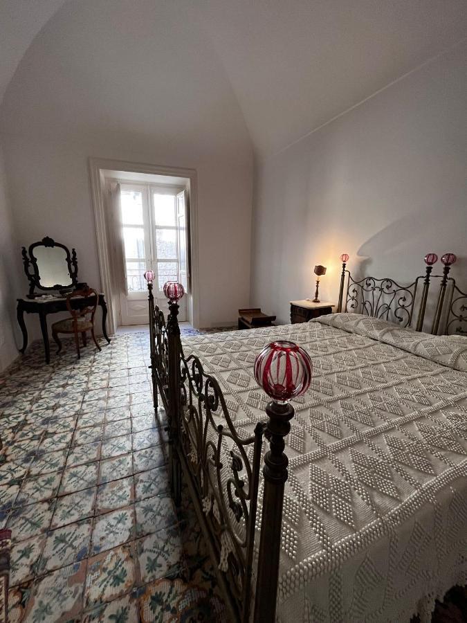 Palazzo Triolo - Dimora Di Charme Panzió Corleone Kültér fotó